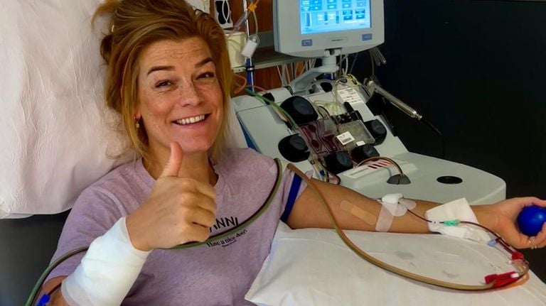 Nikki in the hospital during her stem cell donation (private photo). 