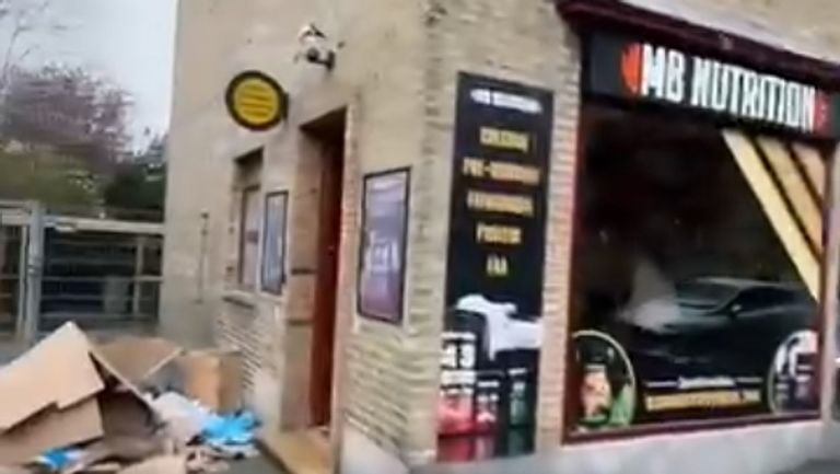 The store during the move (photo: Instagram).