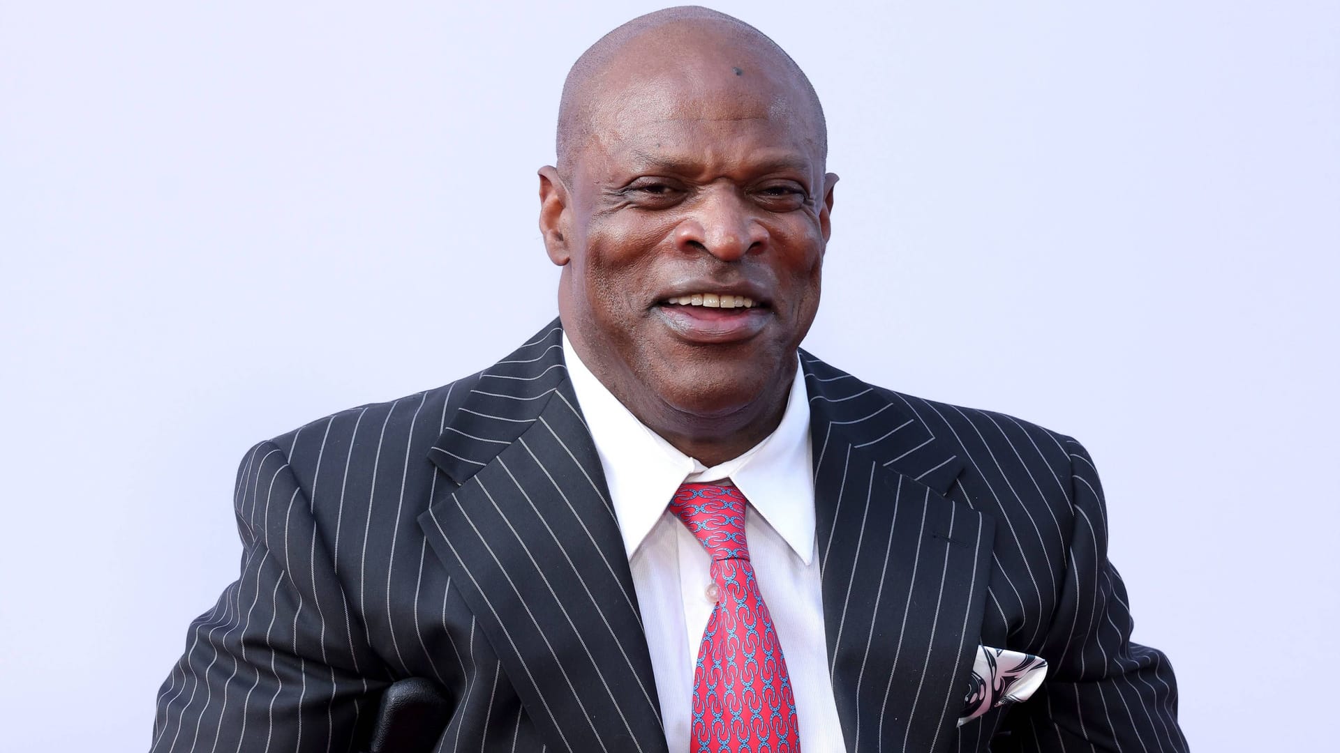 Ronnie Coleman at an appointment in June 2025: walking aids as a constant companion.