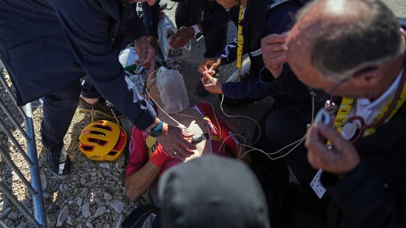 Dramatic scenes: Tobias Johannessen is supplied with oxygen at the finish line.