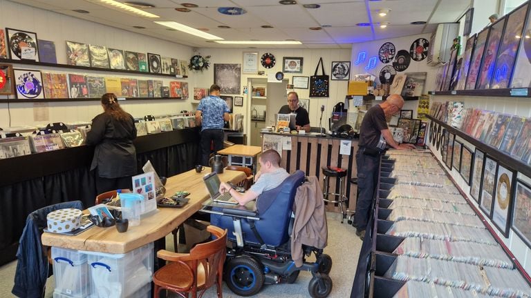 Frank's record store from the inside (photo: Tom Berkers).
