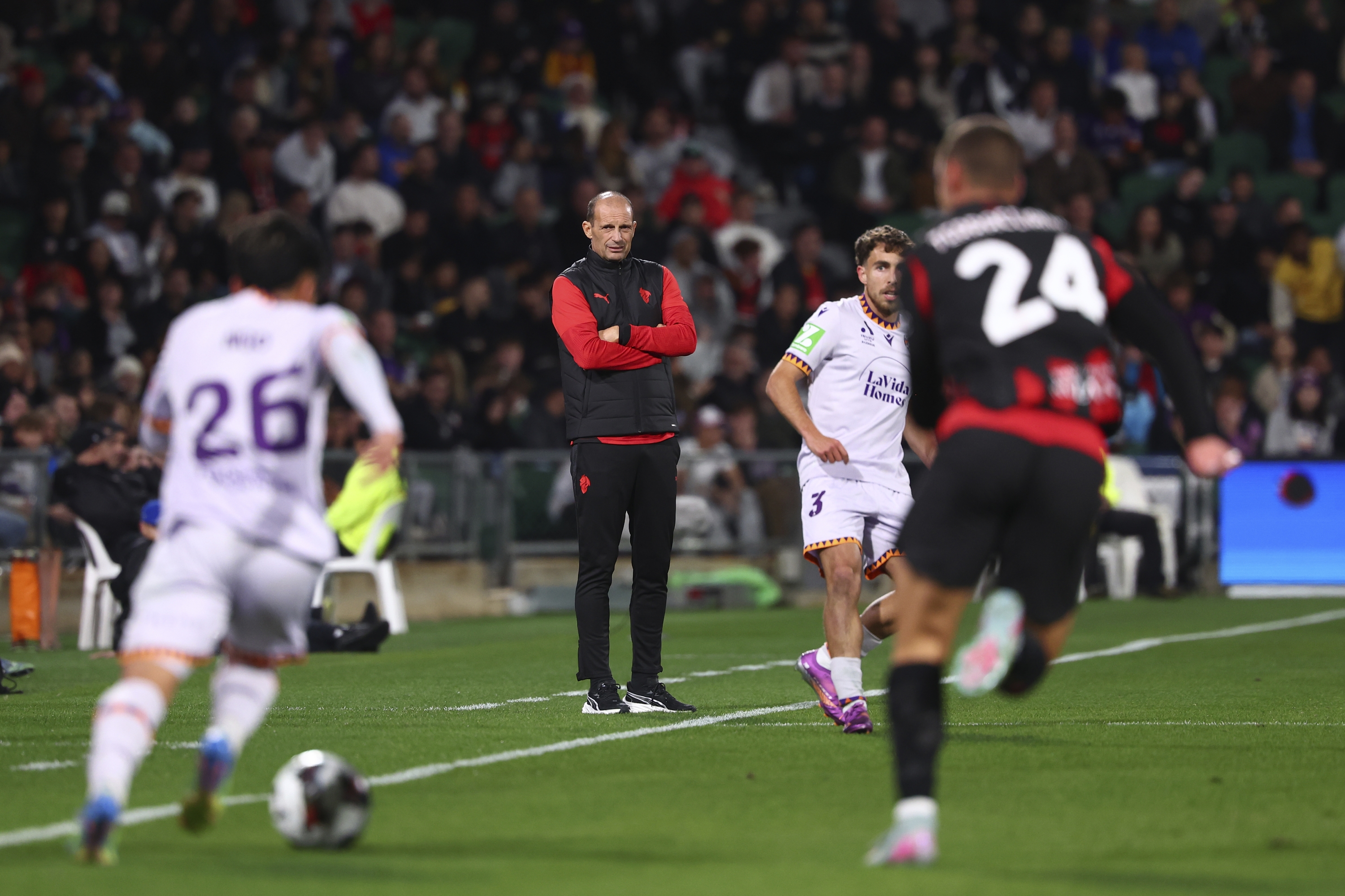 Perth, Australia - July 31: Massimiliano Allegri Head Coach of AC Milan Looks on During the match Bethaeen Perth Glory and AC Milan at Hbf Park On Jul 31, 2025 in Perth, Australia. (Photo by Giuseppe Cottini/AC Milan via Getty Images)