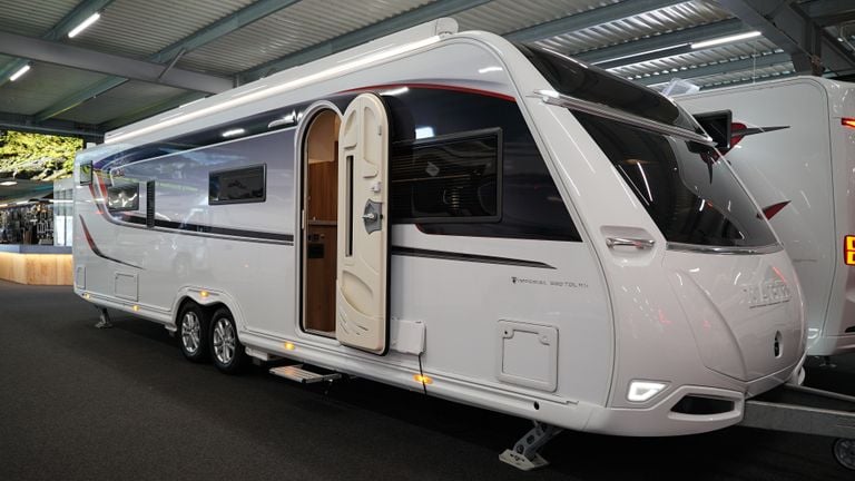 The caravan is more than ten meters long (photo: Rochelle Moes).