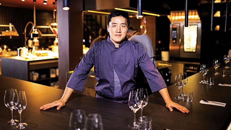 Pablo Park, Han chef