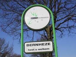 https://api.omroepbrabant.nl/img/f/$width$/$height$/0.5/0.5/bWVkaWEvcHJvZC80MDM3MjUxLmpwZz9zdj0yMDE5LTA3LTA3JnN0PTIwMjAtMDEtMDFUMDAlM0 EWMCUZQTAWIZZZT0YMDQWLTAXLTAXVDAWJTNBMDALM0EWMFOMC3I9YIYYJNNPZZ1GNPZZ1GYMWZ METFQQUNLSEG1LNYLNJWBELDYUUYUUYUUYUYUUYUYUYUYUYUYUYUYUYUYUYUYUYUYUUYUUYUUUYUUYUUYUUUYUUUYUUUYUUUYUUUYUUUYUUUYUUUYUUUUYUUUUMUYUUUUUUYUUUUUYUUUUYUUUU with