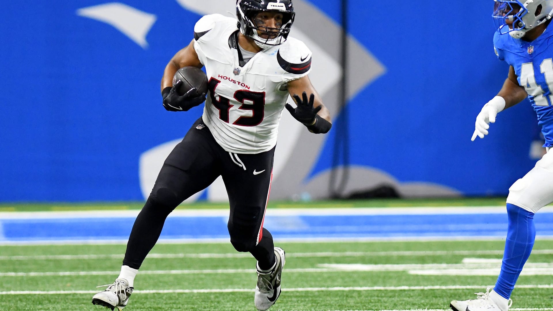 The German NFL professional Jakob Johnson recently played for the Houston Texans.
