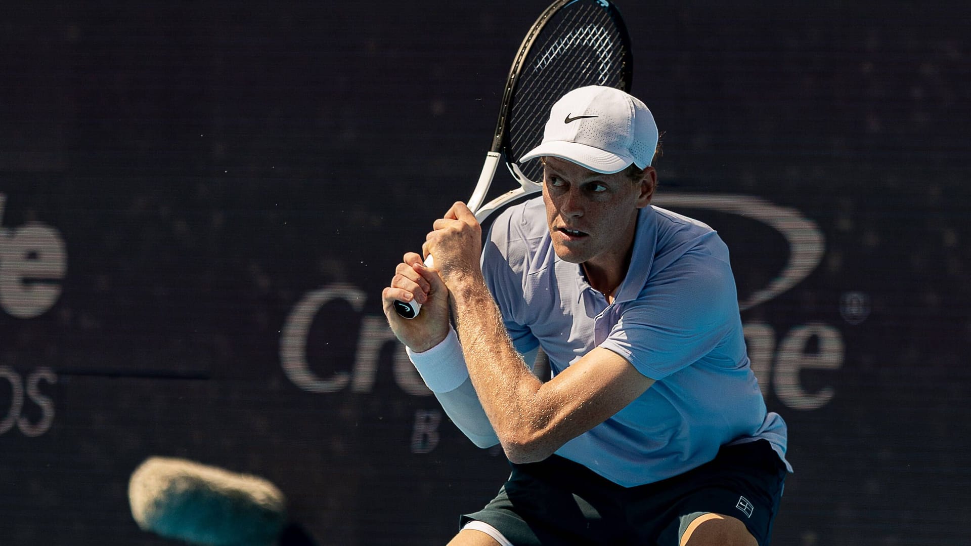Jannik Sinner: The Italian's title hopes quickly smashed.