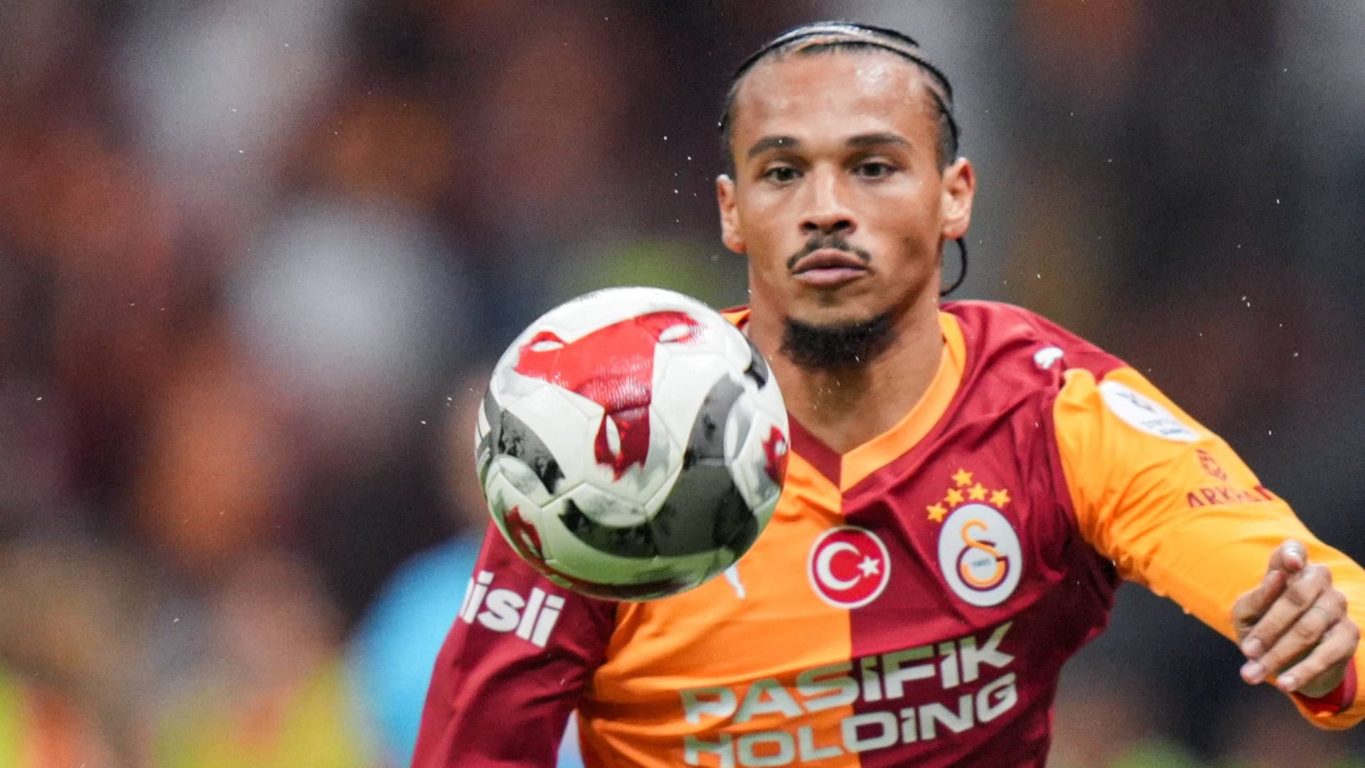 Leroy Sané: He came from Munich to Istanbul.