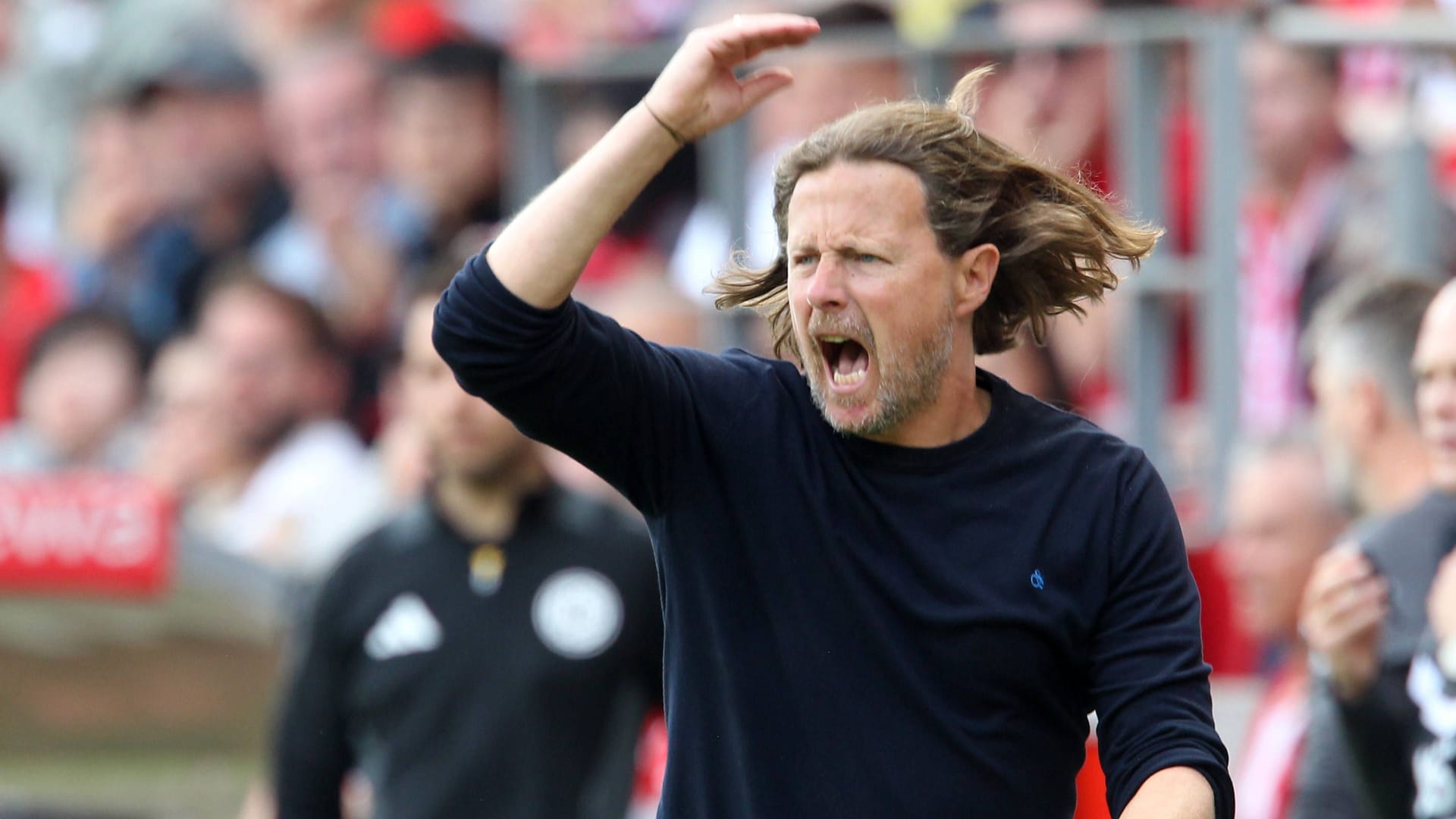 Under pressure: coach Bo Henriksen and Mainz 05.