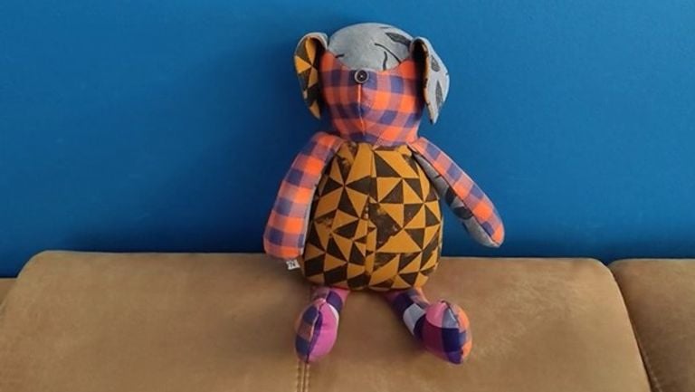 The consolation Teddy that Nina made (photo: Vanessa Spaanderman).