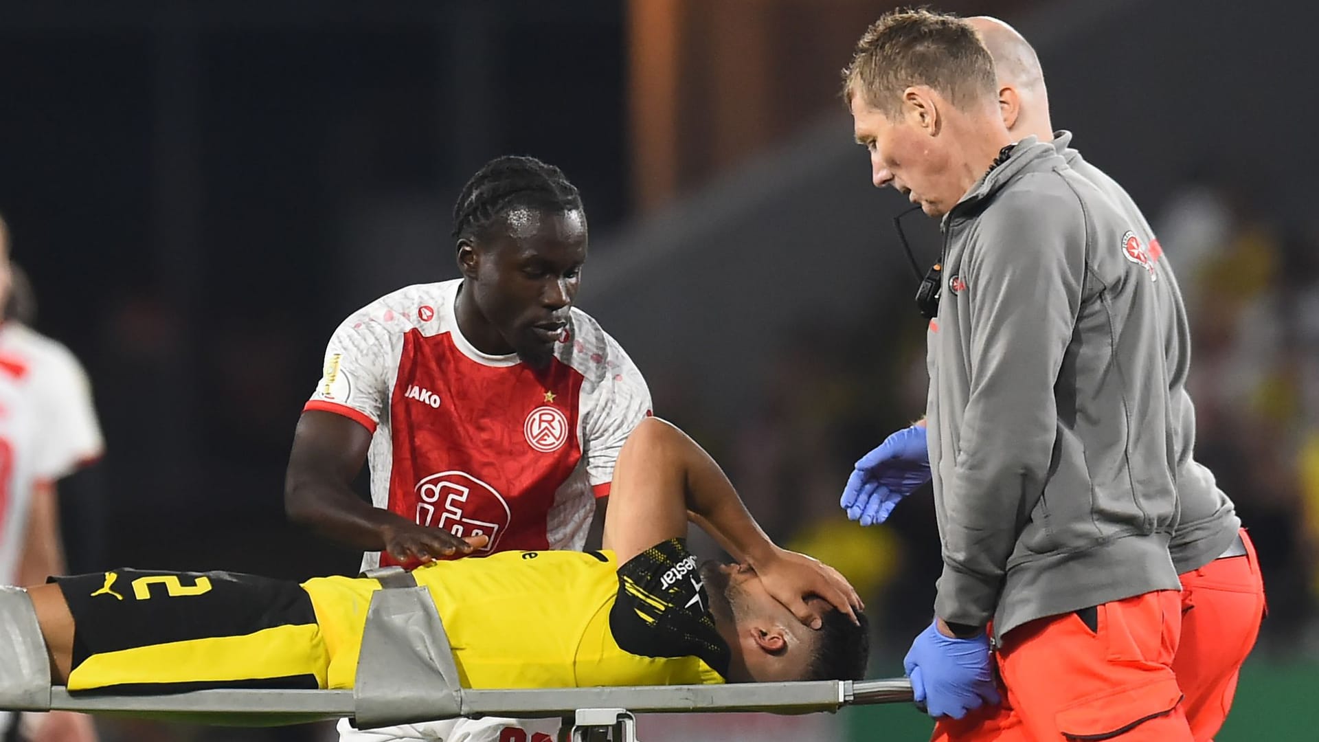 Kelsey Owusu (in red): He fouled Dortmund's Yan Couto evil shortly before the end.