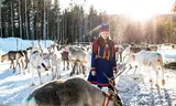 Elle Eriksson, here in traditional Sami clothes, studies forestry at the University of Umea, because she wants to arm themselves in the fight against Boskap. The wealth of raw materials in the north of Sweden is a great head care for the Sami.   