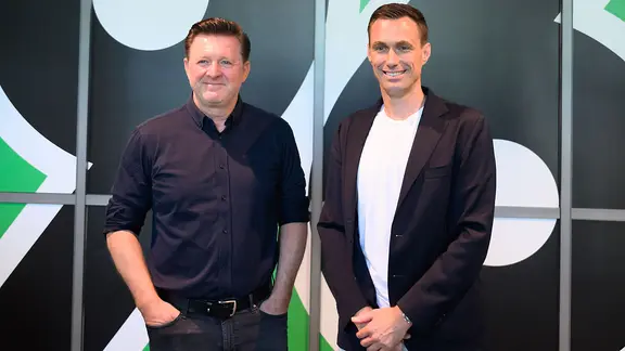 Trainer Christian Titz and sports director Marcus Mann (VL) from Hannover 96 