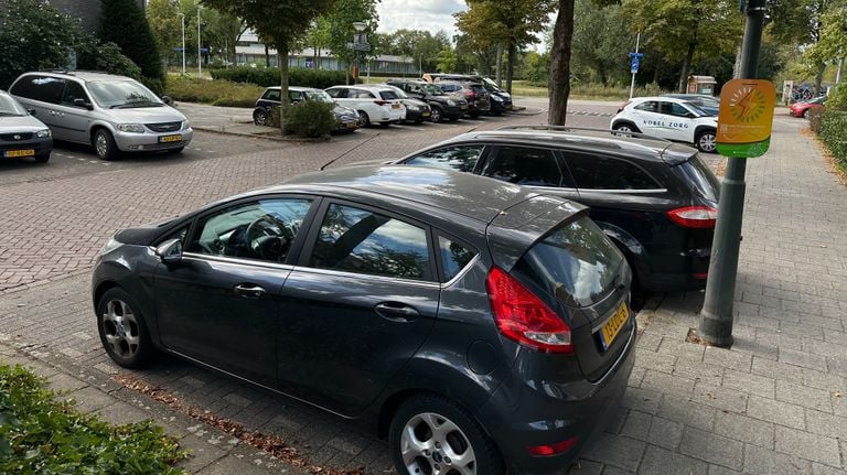 The parking square where the residents can park their car during the experiment (photo: Rogier van Son).