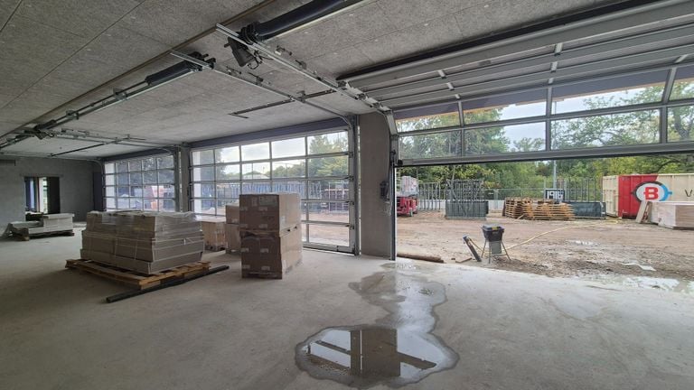 In two years there will be ambulances and bring patients here (photo: Collin Beijk.)