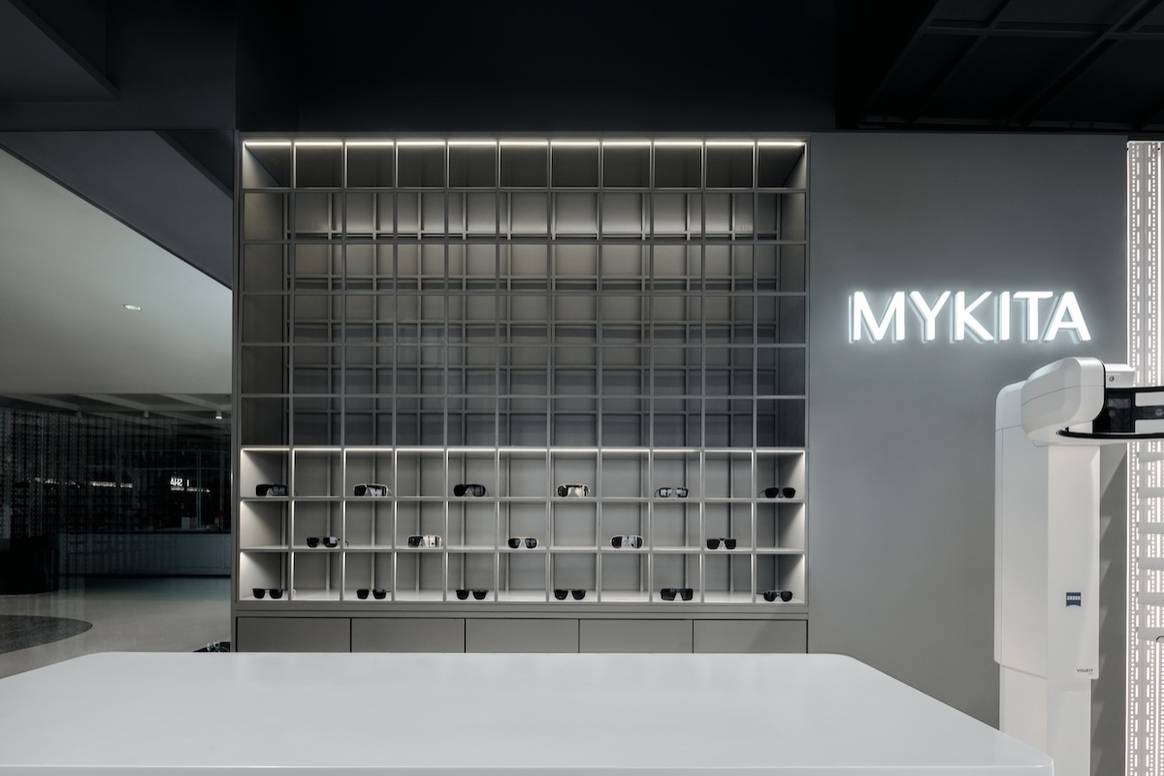MyKita also relies on a minimalist form of shape in Bangkok: MyKita