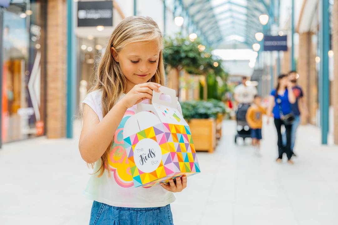 On children's day, special surprises such as kids boxes are waiting for the little guests.