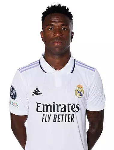 Vinicius Jr., Delantero