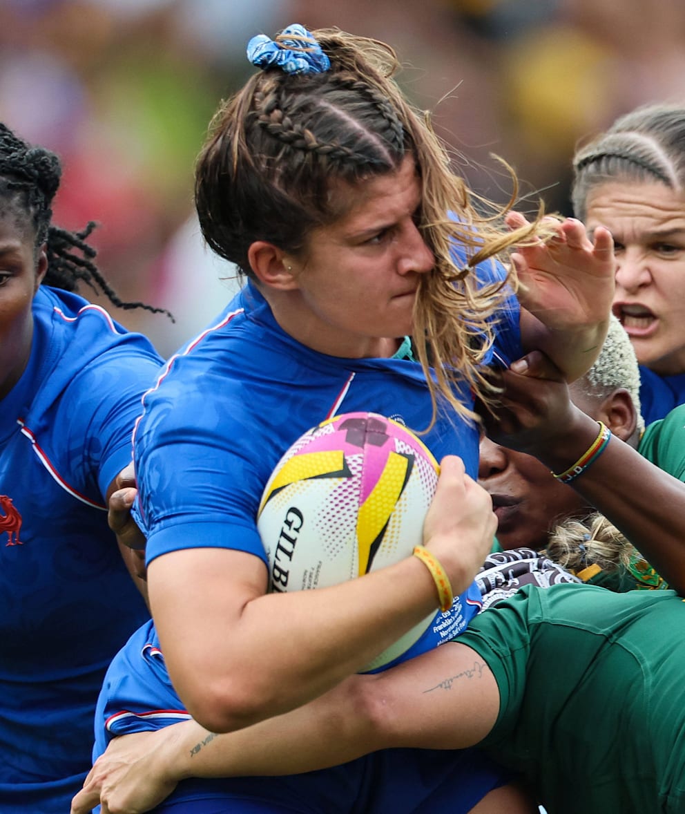 Axelle Berthoumieu, hier beim Spiel der Französinnen gegen Südafrika, ist seit 2022 Nationalspielerin
