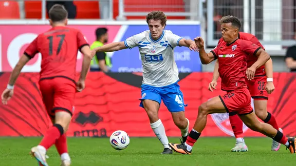 Benno Dietze in the game for Hansa Rostock
