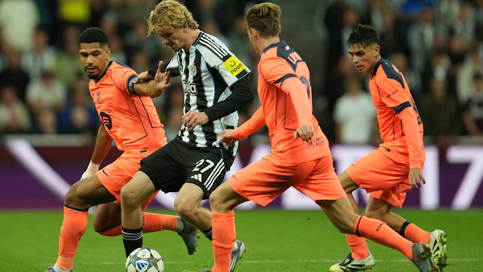 Nick Woltemade kassierte in seinem ersten CL-Spiel der Karriere eine Niederlage gegen die Barcelona-Stars