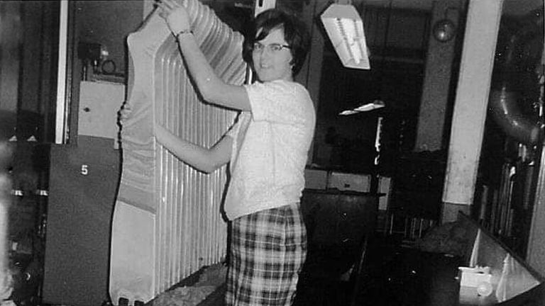 Sjan Russens hard at work in the factory (photo: Sjan Russens).