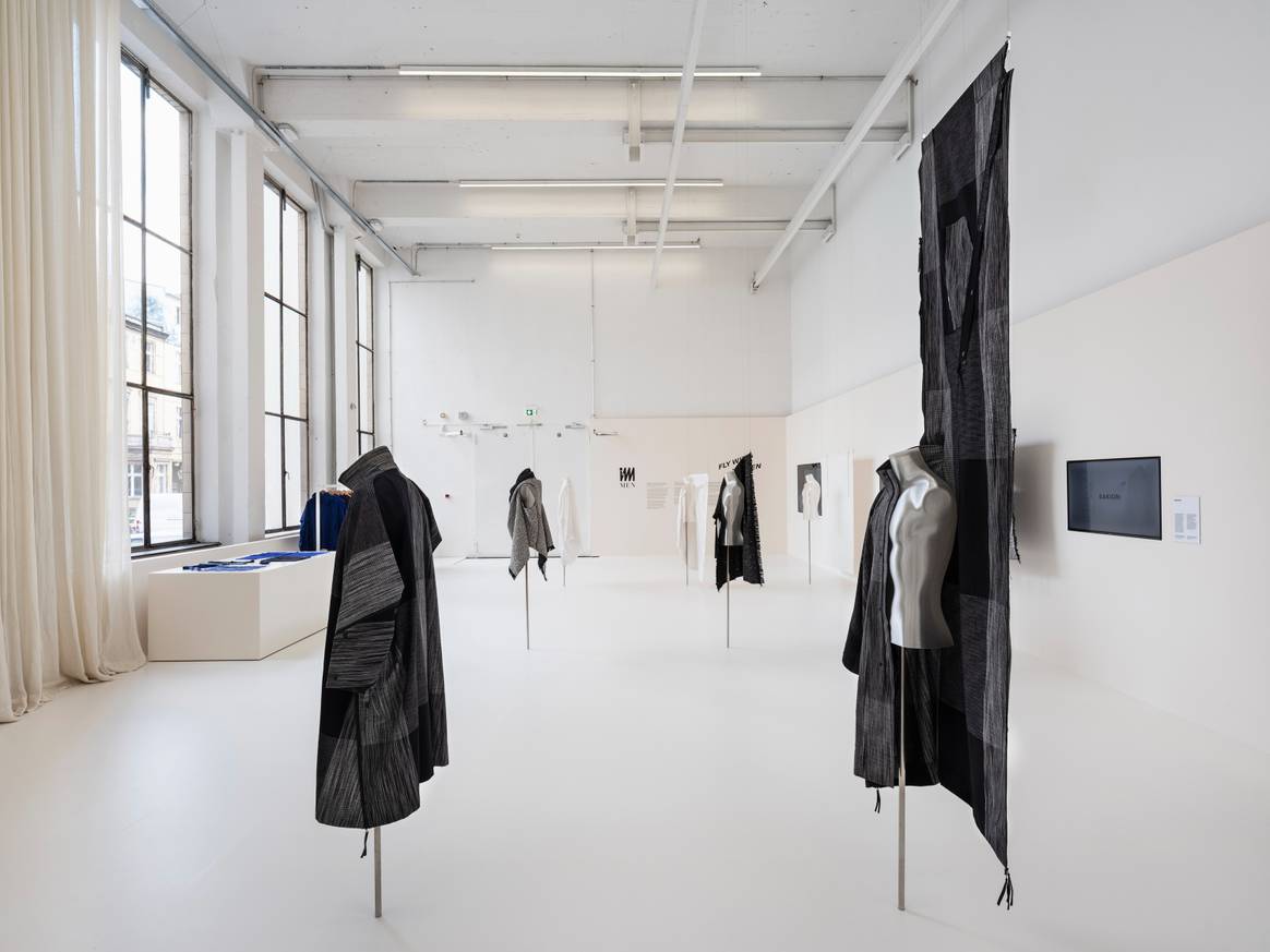 'Fly with in the Men' exhibition with Andreas Murkudis