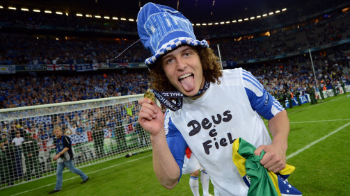 David Luiz 2012 after winning the Champions League with Chelsea in the Munich Allianz Arena.