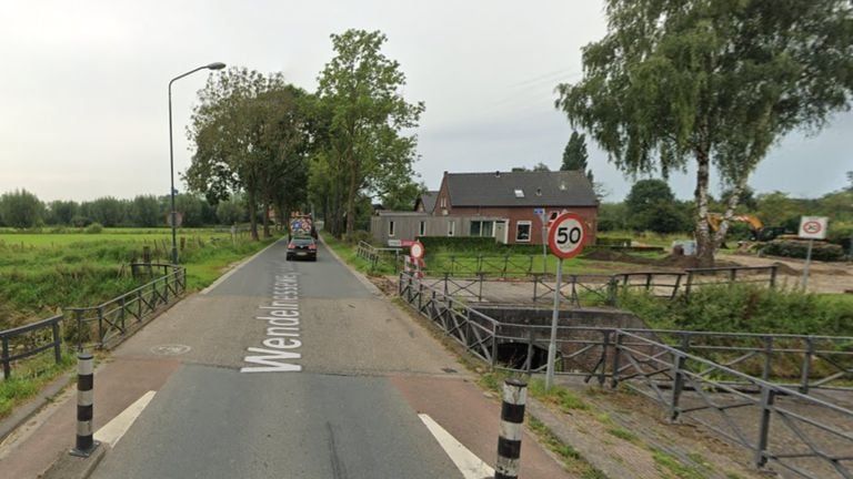 The exit after this bridge was closed and so cyclists had to stay on this roadway. (Photo: Google Maps)