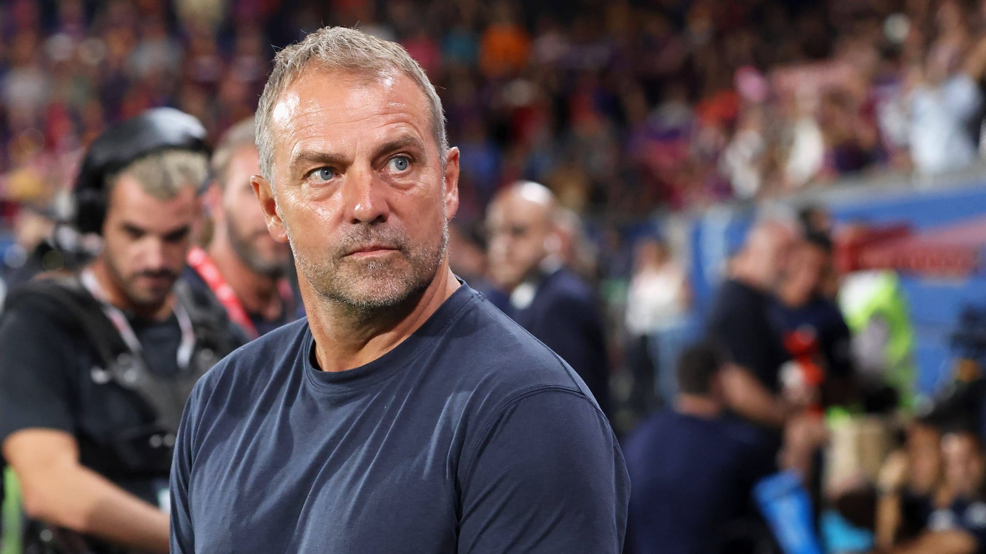 Hansi Flick: He meets Newcastle United with Barcelona in the Champions League.