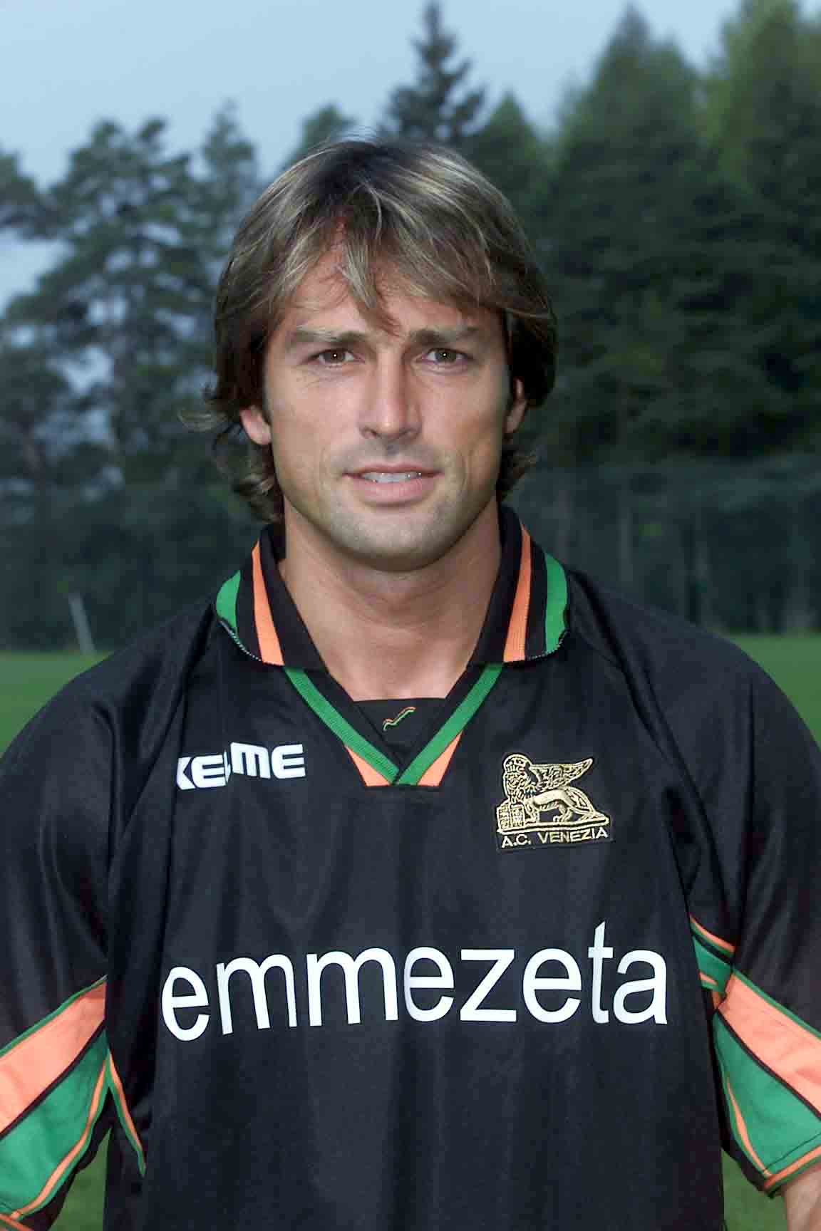 close -ups Venice 2001/2002 - First floors Venice Calcio 2001/2002 in the photo Bettarini photoservice Aldo Liverani - Photographer: Aldo Liverani