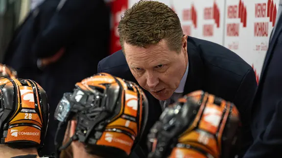 Grizzly coach Mike Stewart | Imago/Diebild Manufaktur Grizzly coach Mike Stewart