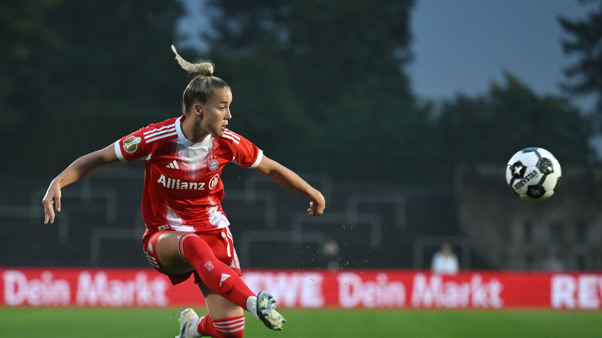 Giulia Gwinn: She has been under contract with Bayern since 2019.