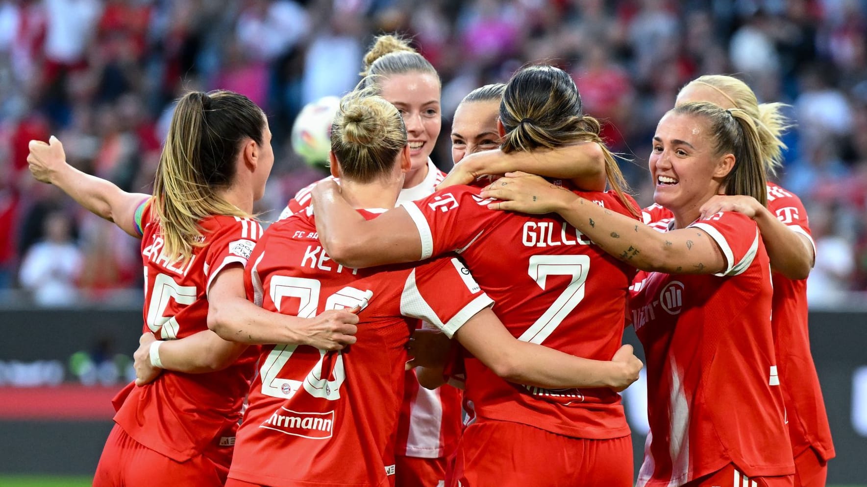 The Bavarians cheer: At the start there was a victory thanks to two later goals.