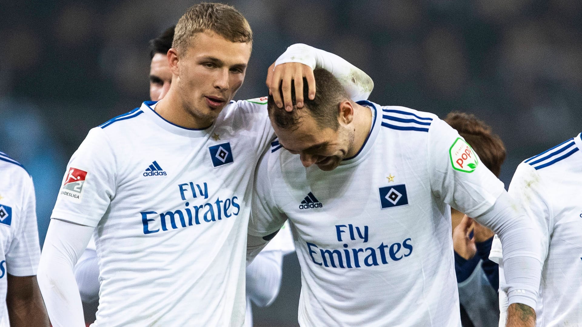 Fiete Arp (left) and Pierre-Michel Lasogga celebrate a victory (archive picture): The 25-year-old striker is open to a return to Hamburg.