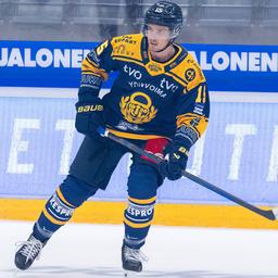 The ice hockey player Patrick Khodorenko (source: Imago / All Over Press Finland)