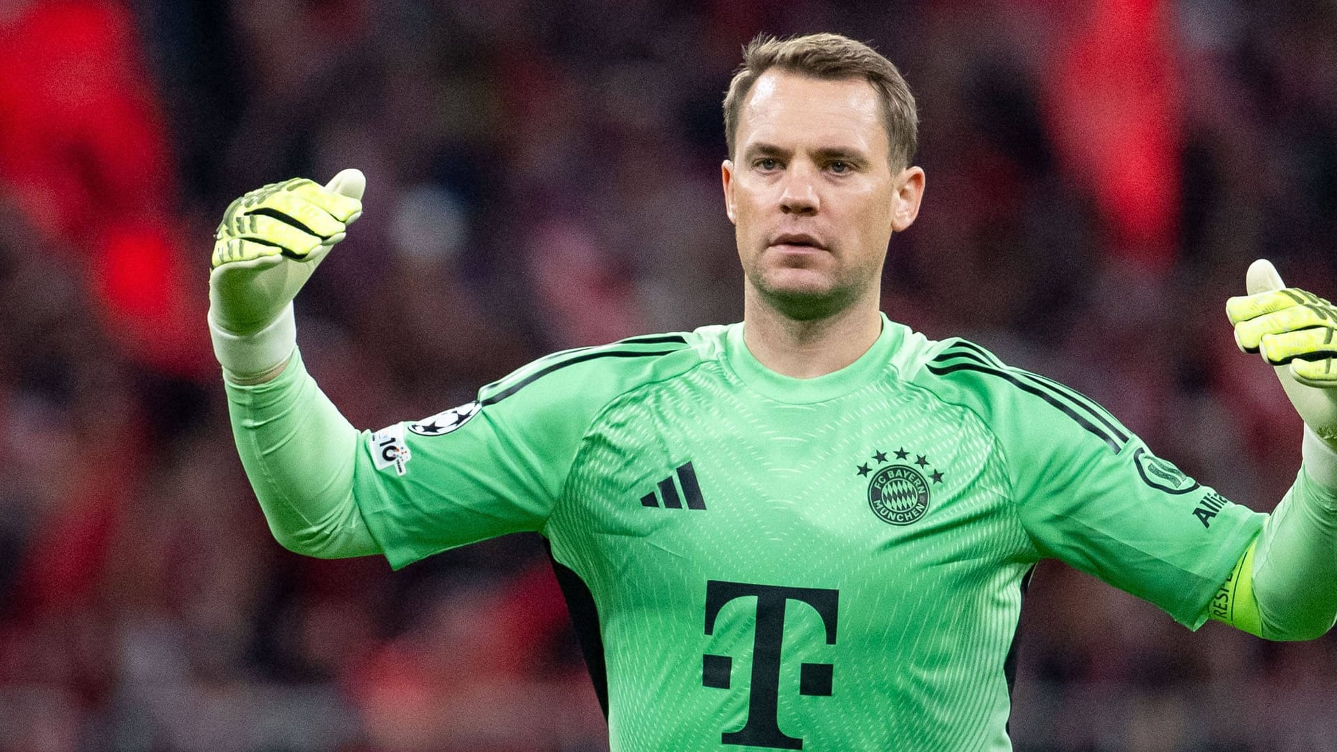 Manuel Neuer: He had to grab Chelsea again.