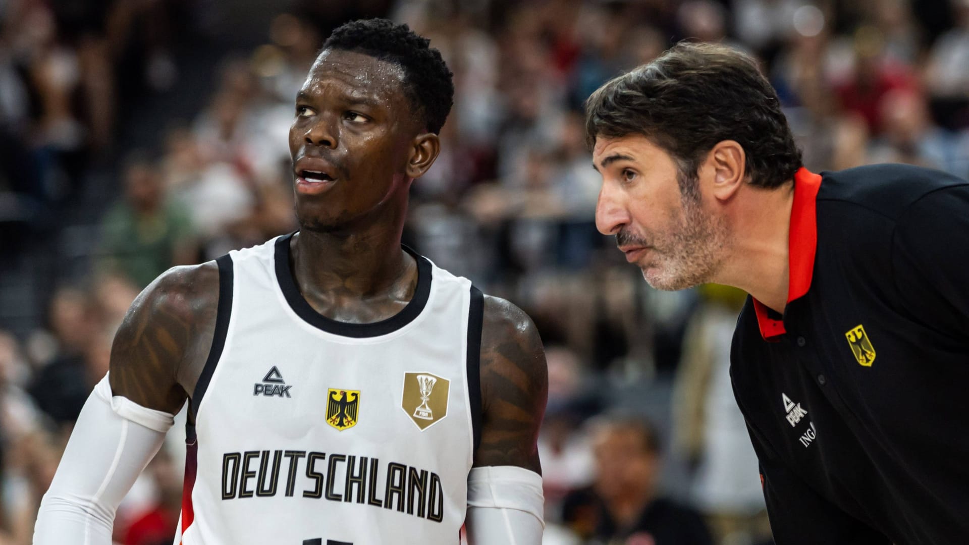 Àlex Mumbrú (right) In addition to Dennis Schröder: He already led training on Friday.