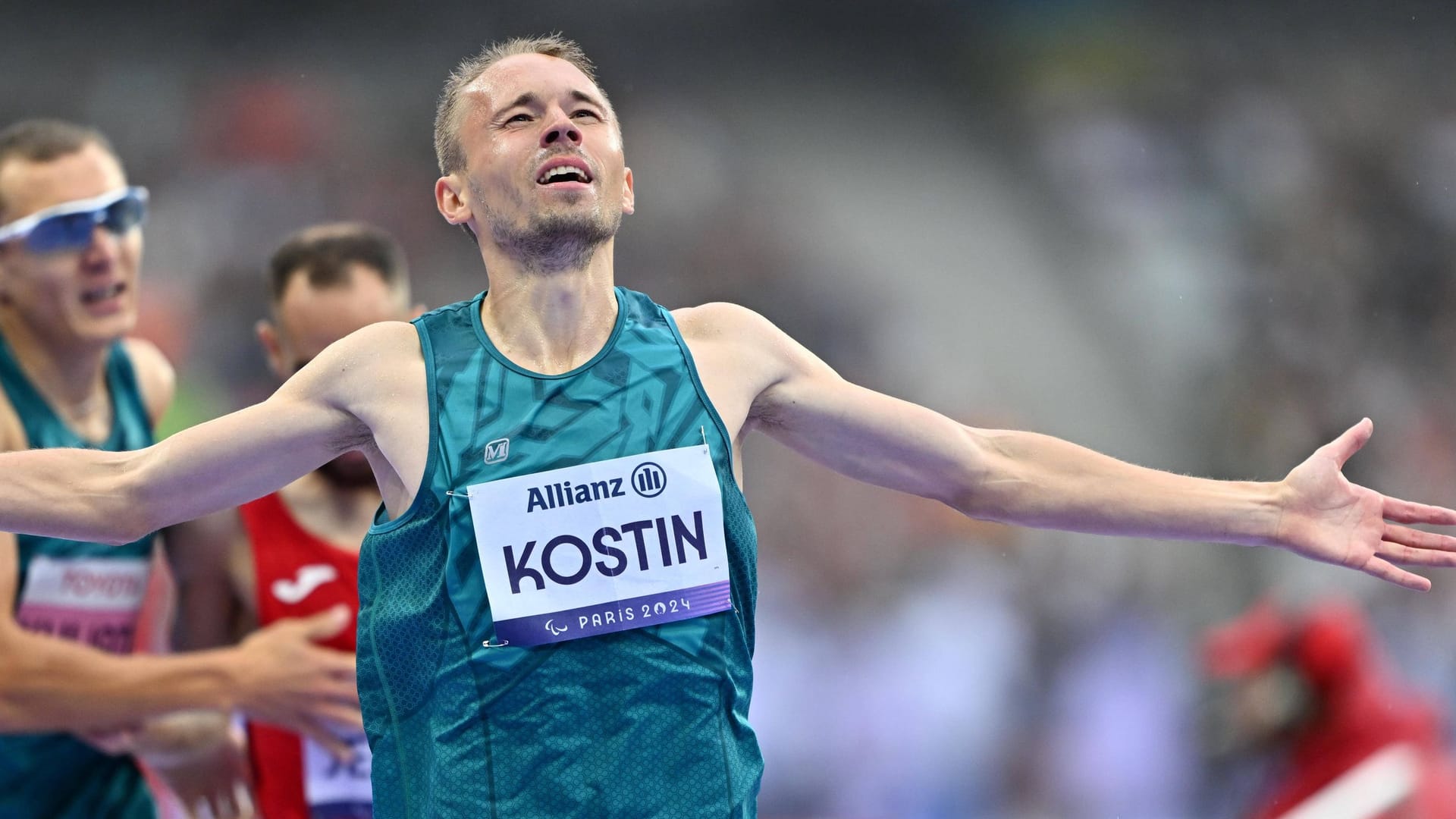 Aleksandr Kostin: He specializes in long -haul run. Aleksandr Kostin: He specializes in long -haul run.