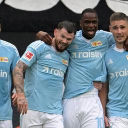 Cheers at the 1st FC Union in the away game at Eintracht Frankfurt. / Imago Images/ HJS
