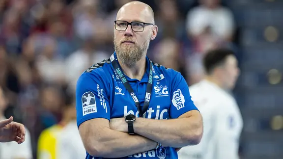 SG coach Ales Pajovic