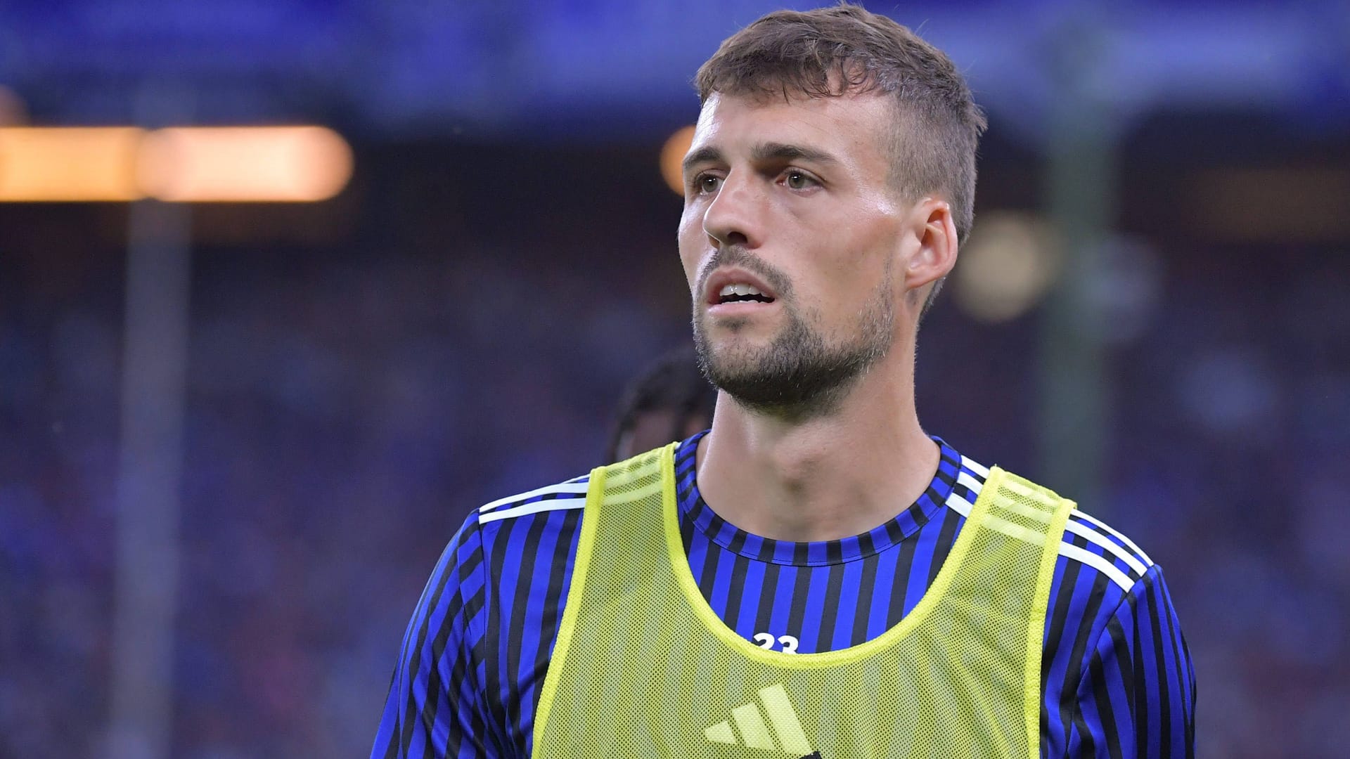 Only replacement at HSV: Jonas Meffert, regular player at the promoted team until the summer, could switch to Schalke 04 in 2026.