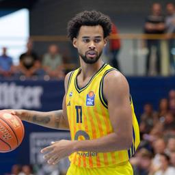 Norris Agbakoko in the jersey of Alba Berlin (source: Imago / Eckehard Schulz)