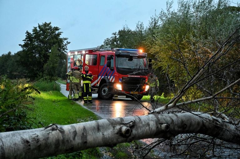 Storm damage in Berkel-Enschot (photo: Toby de Kort/Press Bureau Heintink).