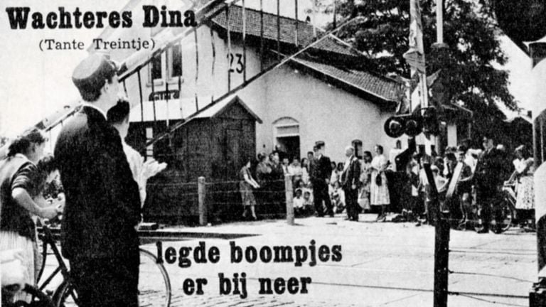 Watchman Dina has been in the profession for forty years (photo: Cuijks Archive).