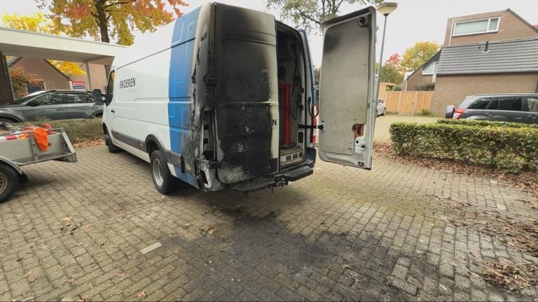 Ad's stricken bus (photo: Omroep Brabant).
