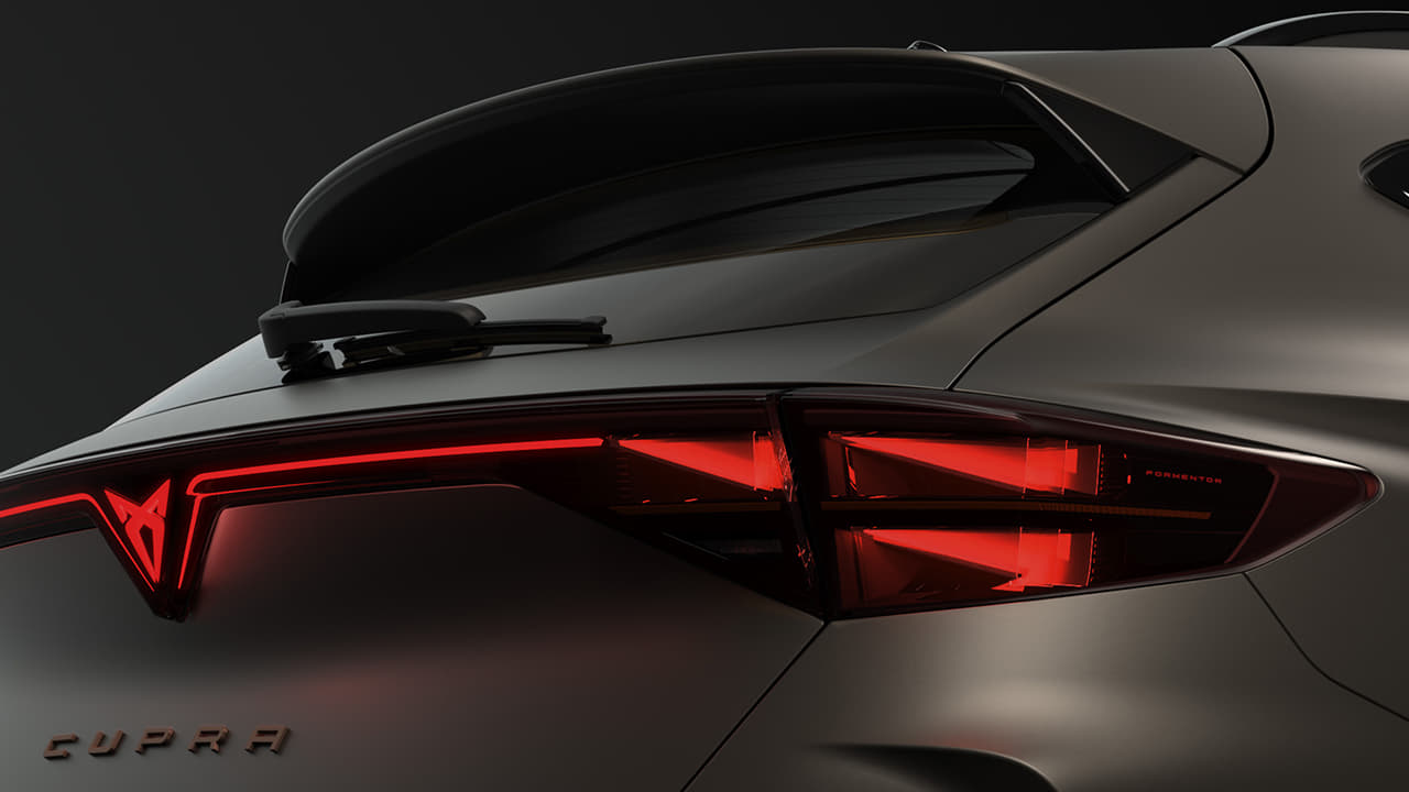 New CUPRA Formentor Hybrid: There is a red thread that connects us
