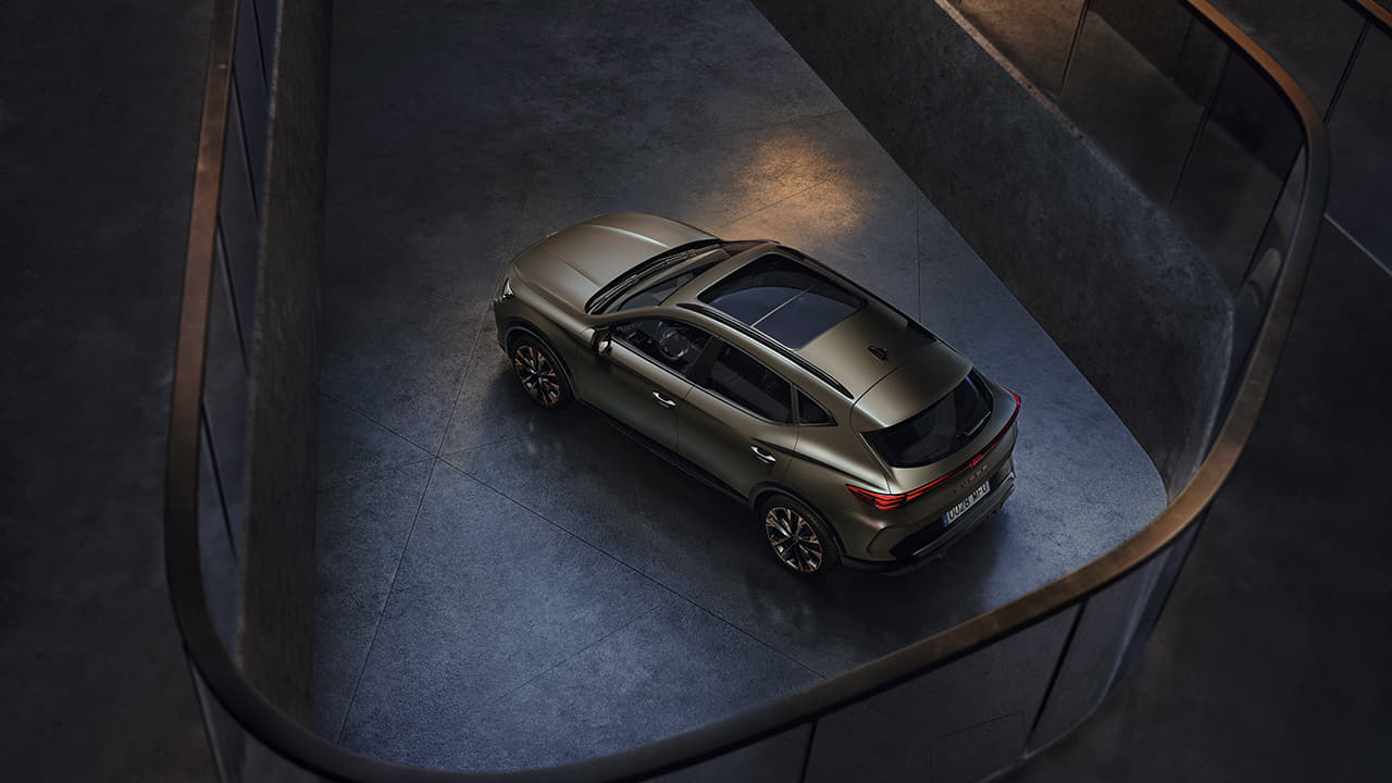 New CUPRA Formentor Hybrid: There is a red thread that connects us