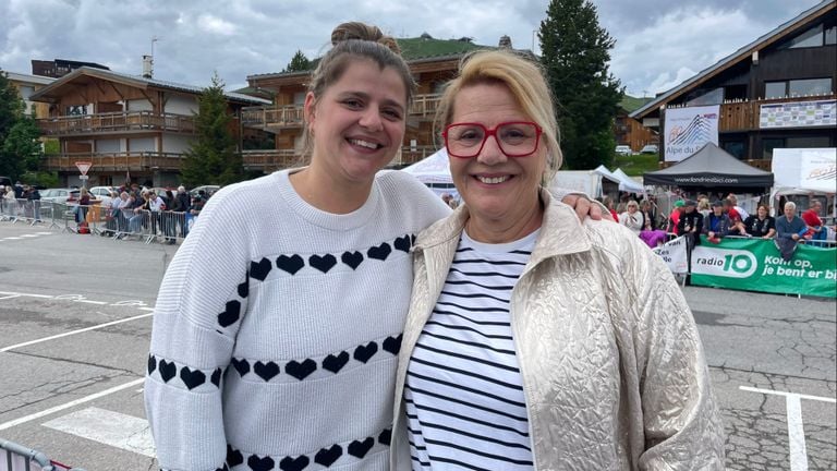 Daughter Tess Weijmans and wife Birgit Pechtold (photo: Raymond Merkx).