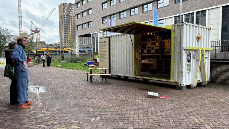 The sea container can be seen at the Graduation Show of the Dutch Design Week (photo: Rogier van Son).